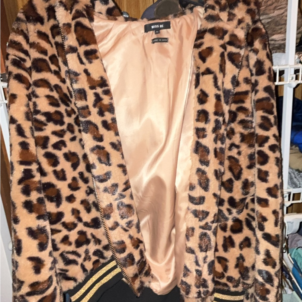 NWOT-Miss Me Brown Leopard Teddy Jacket